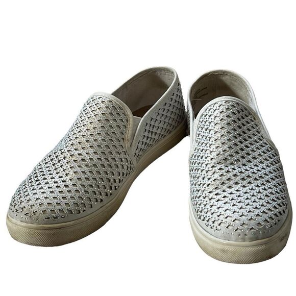 Material Girl white loafer Fashion Sneaker Slip On Rhinestone Ladies sz 8 - Picture 4 of 12